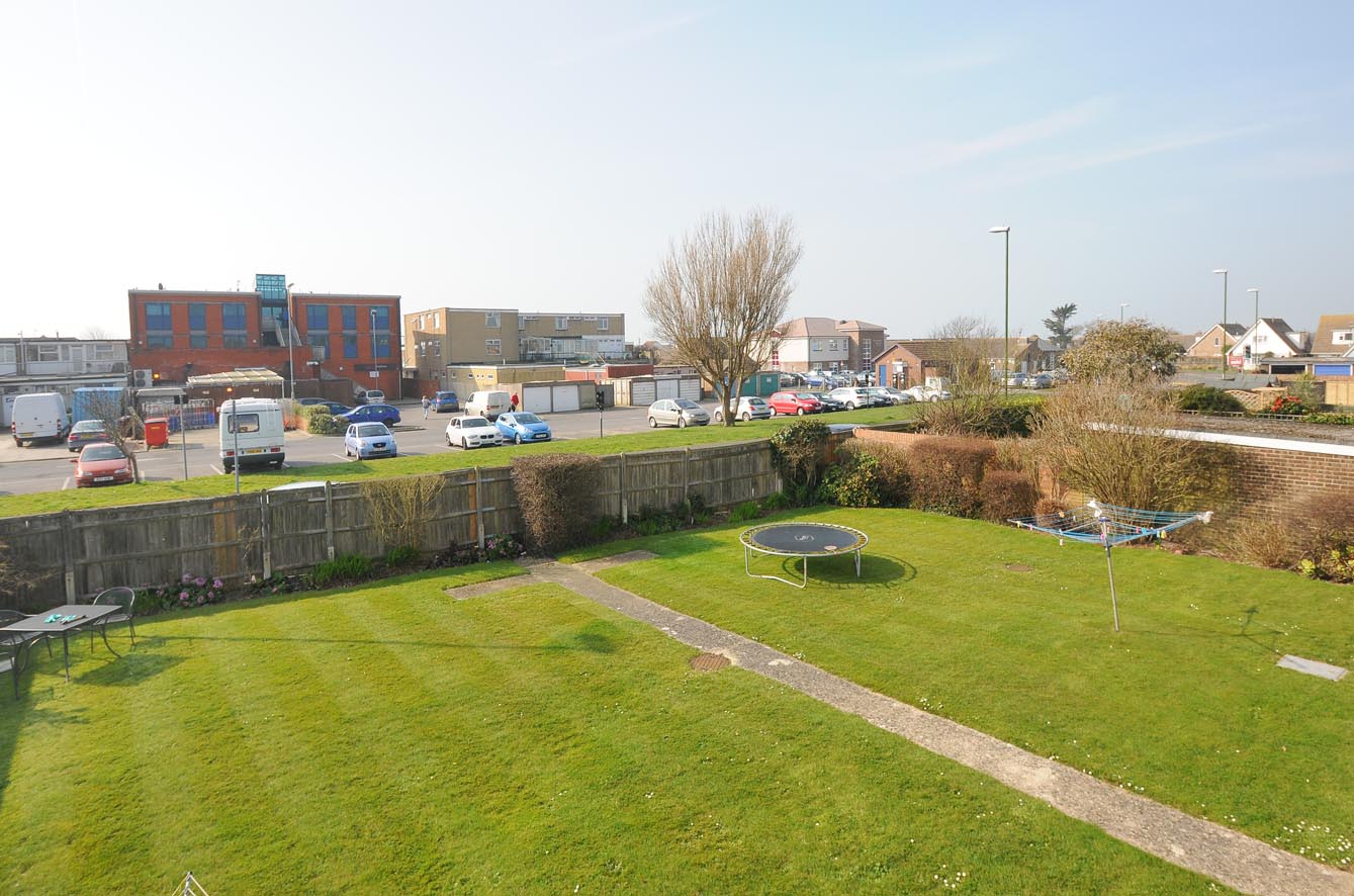 Property for Sale, West Wittering 17A Foxwarren Close Baileys Estate